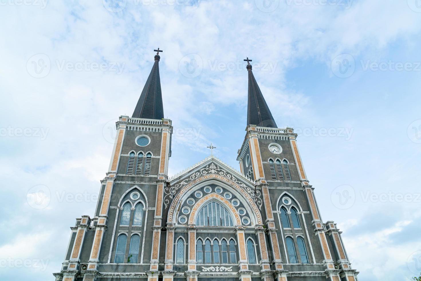 catedral de la inmaculada concepción en chanthaburi en tailandia foto