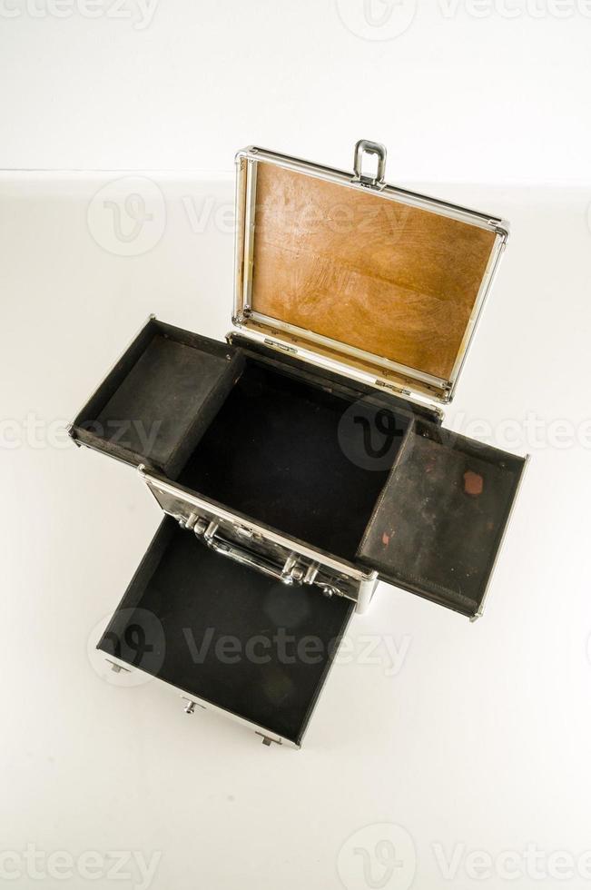 caja de equipo sobre fondo blanco foto