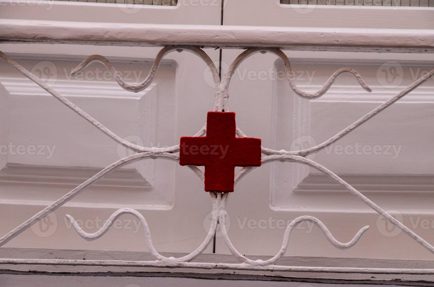 Red cross detail photo