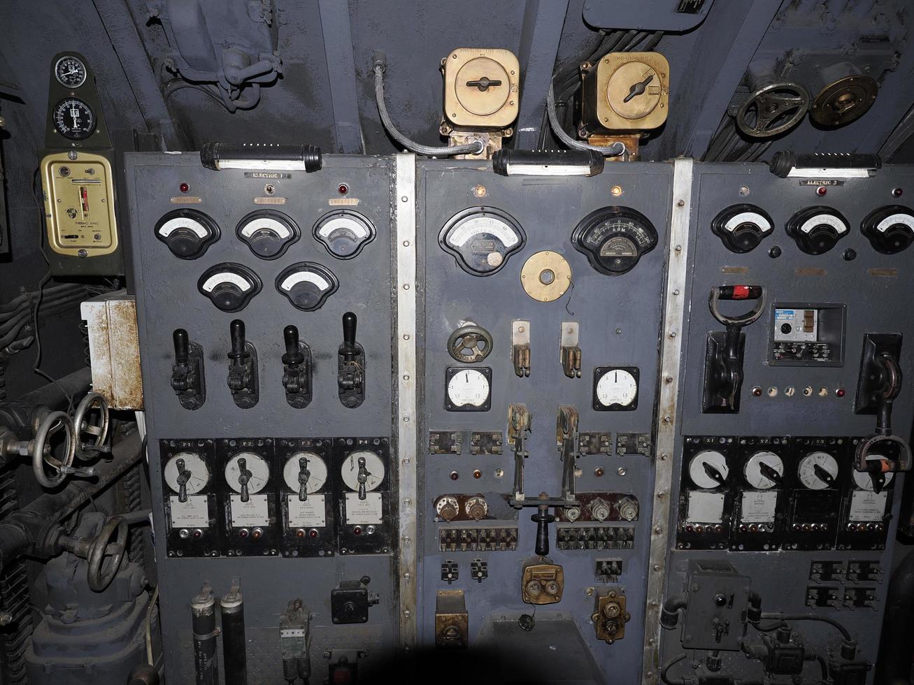 World War II submarine USS Drum in Alabama, USA, 2022 photo