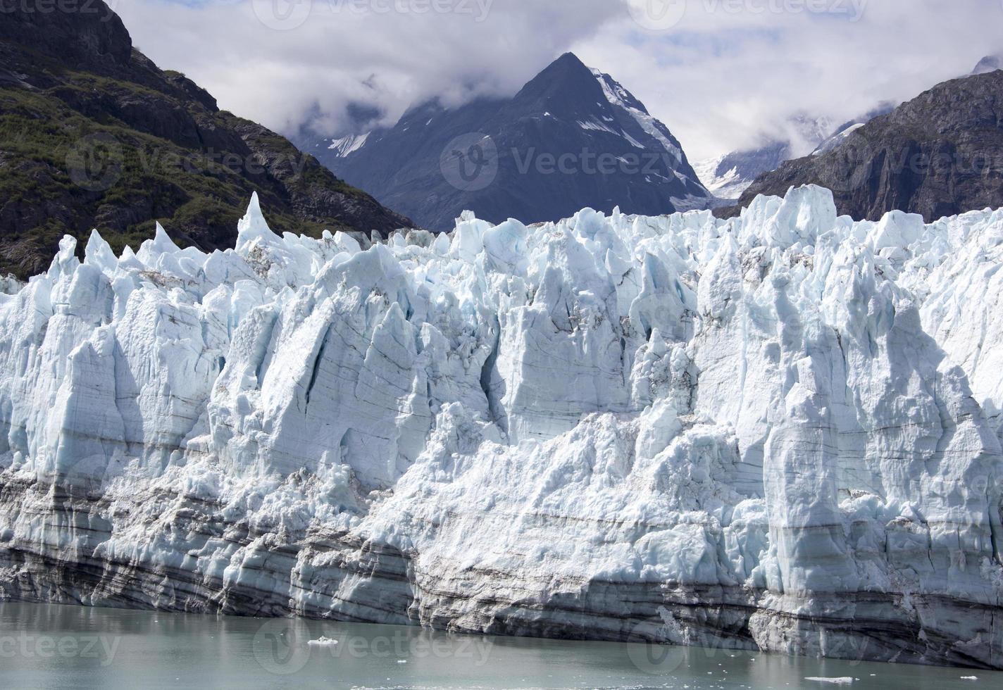 gran vista cercana del glaciar en el parque nacional de la bahía de los glaciares foto