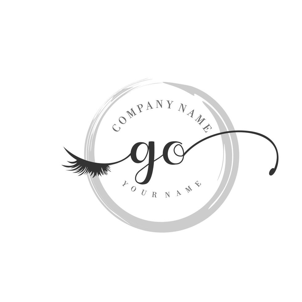 initial GO logo handwriting beauty salon fashion modern luxury monogram vector