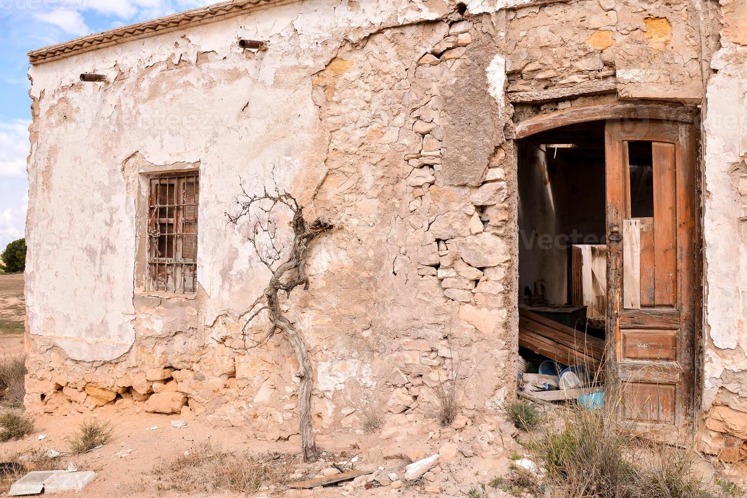 vista del sitio abandonado foto