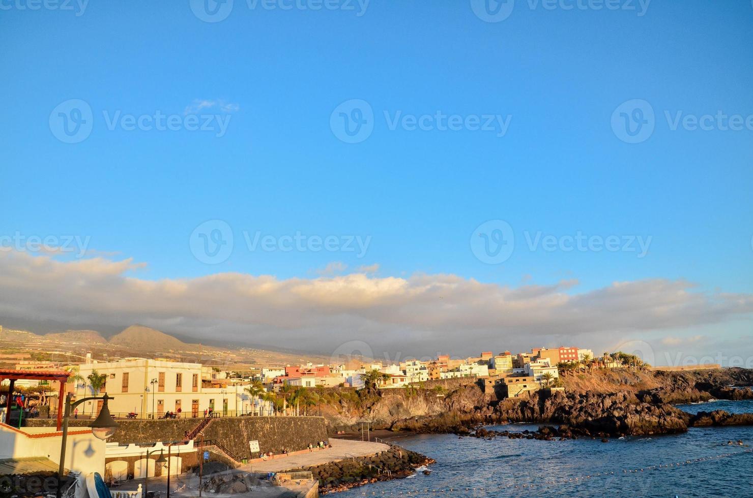 vista escénica de la costa foto