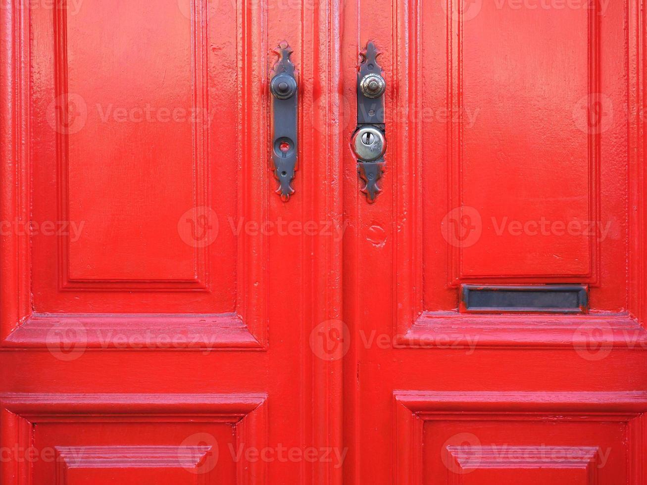 tradicional rojo puerta foto