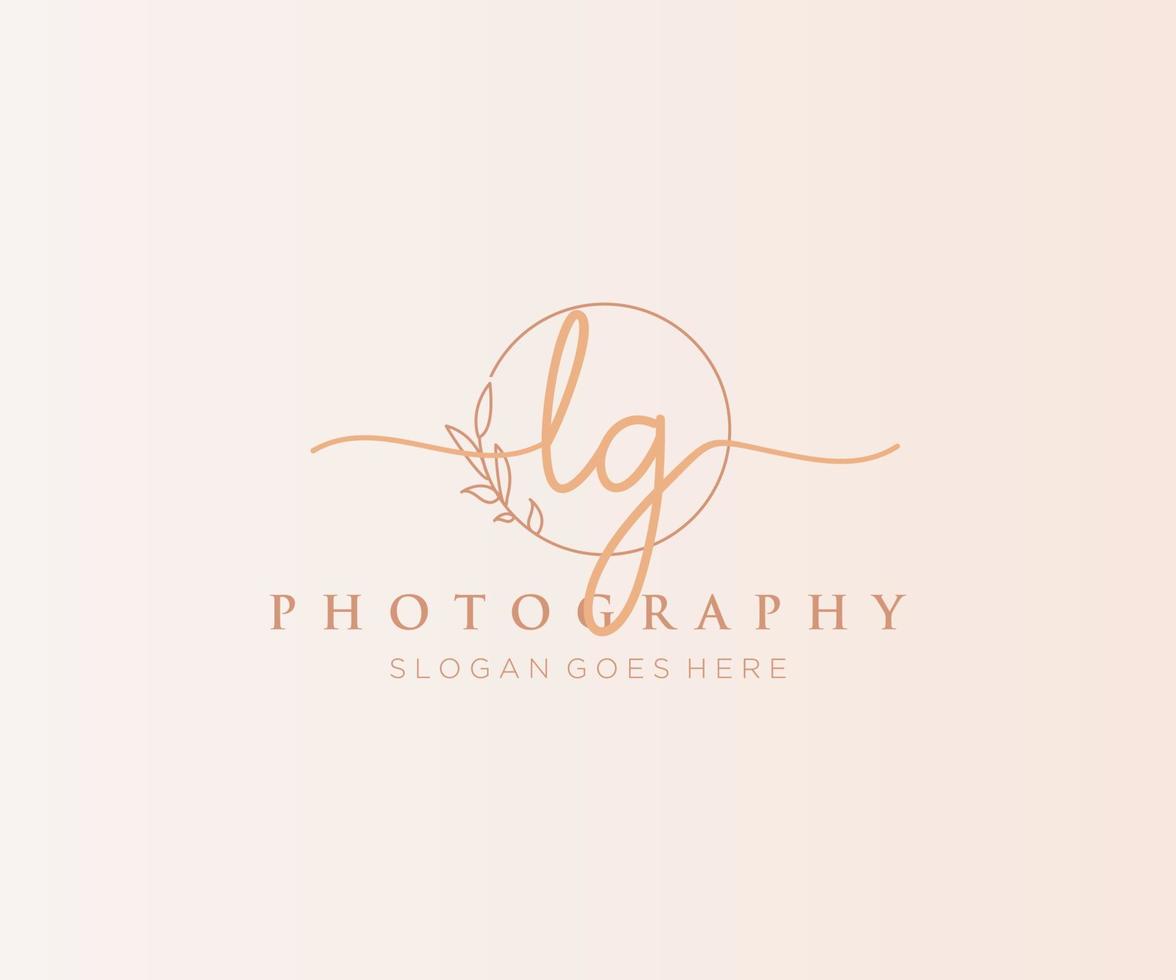 Initial LG feminine logo. Usable for Nature, Salon, Spa, Cosmetic and Beauty Logos. Flat Vector Logo Design Template Element.