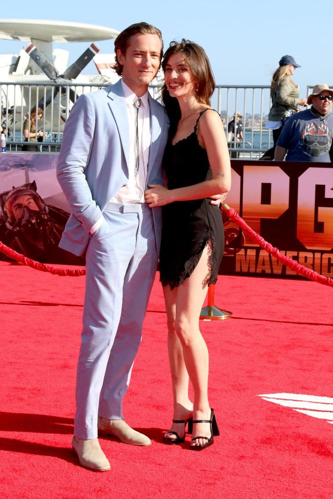 LOS ANGELES MAY 4 - Lewis Pullman, Rainey Qualley at the Top Gun