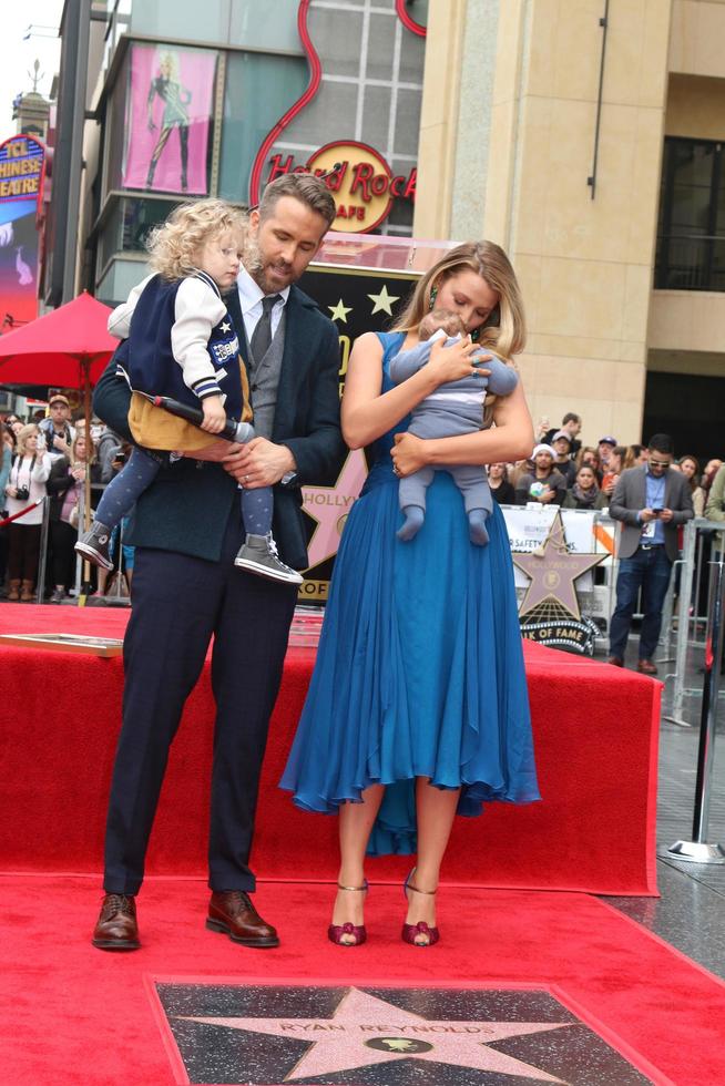 LOS ANGELES, DEC 15 - James Reynolds, Ryan Reynolds, Blake Lively, Newborn Reynolds at the Ryan Reynolds Hollywood Walk of Fame Star Ceremony at the Hollywood and Highland on December 15, 2016 in Los Angeles, CA photo
