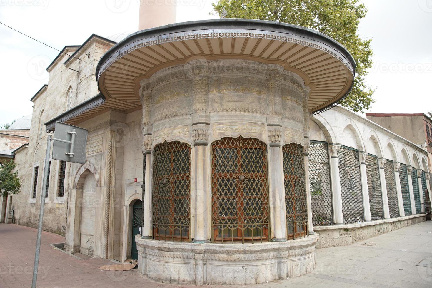 histórico edificio en Estanbul, turkiye foto