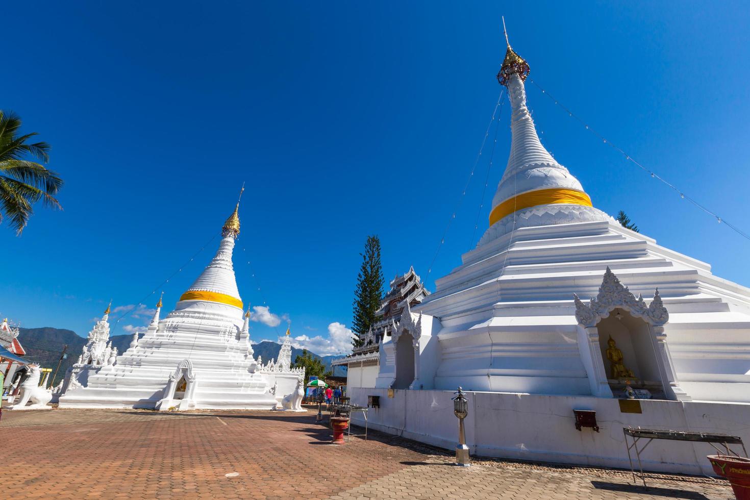 White unique pagoda in Wat Phra That Doi Gongmoo landmark of Maehongson, Thailand. photo