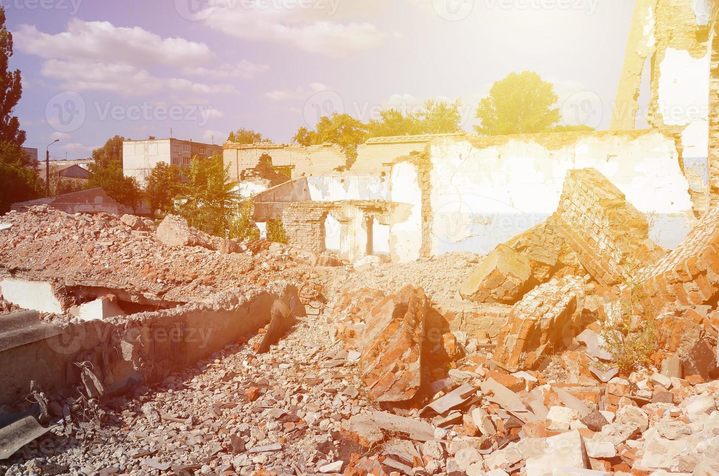 Collapsed industrial multistorey building in daytime photo