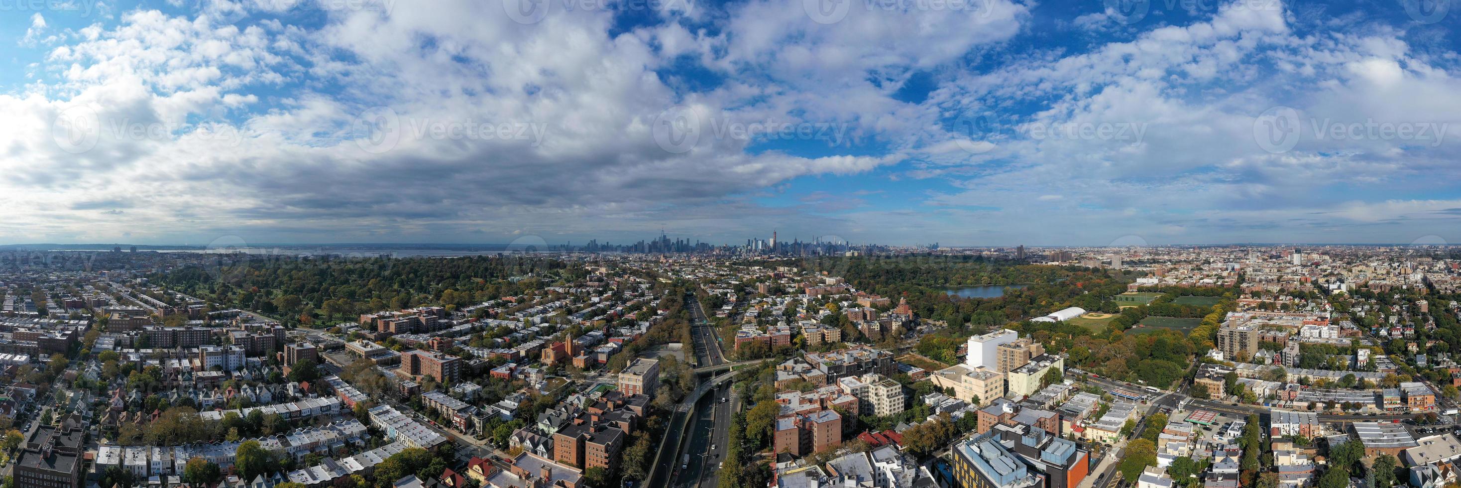 Manhattan city landscape view from Kensington, Brooklyn, New York. photo