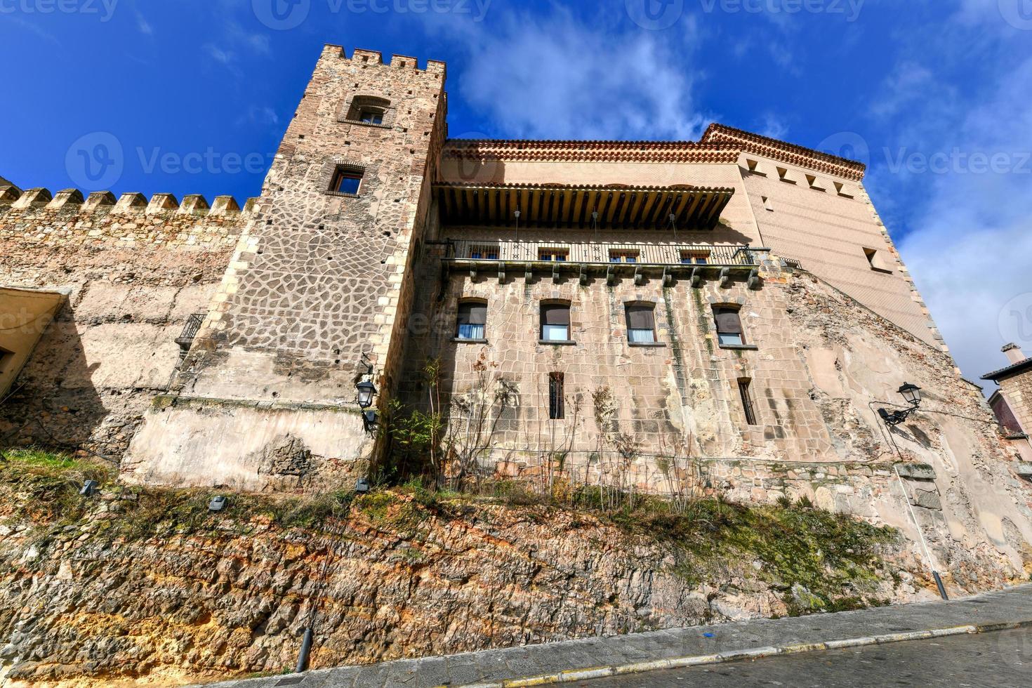 casa Delaware las cadenas, uno de el principal casas-fortaleza en segovia, España. foto