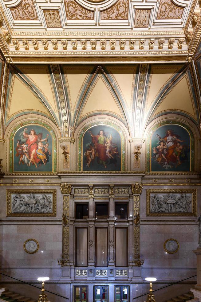 July 13, 2021 - Vienna, Austria, Interior of Vienna State Opera House. Wiener Staatsoper produces 50-70 operas and ballets in about 300 performance per year. photo