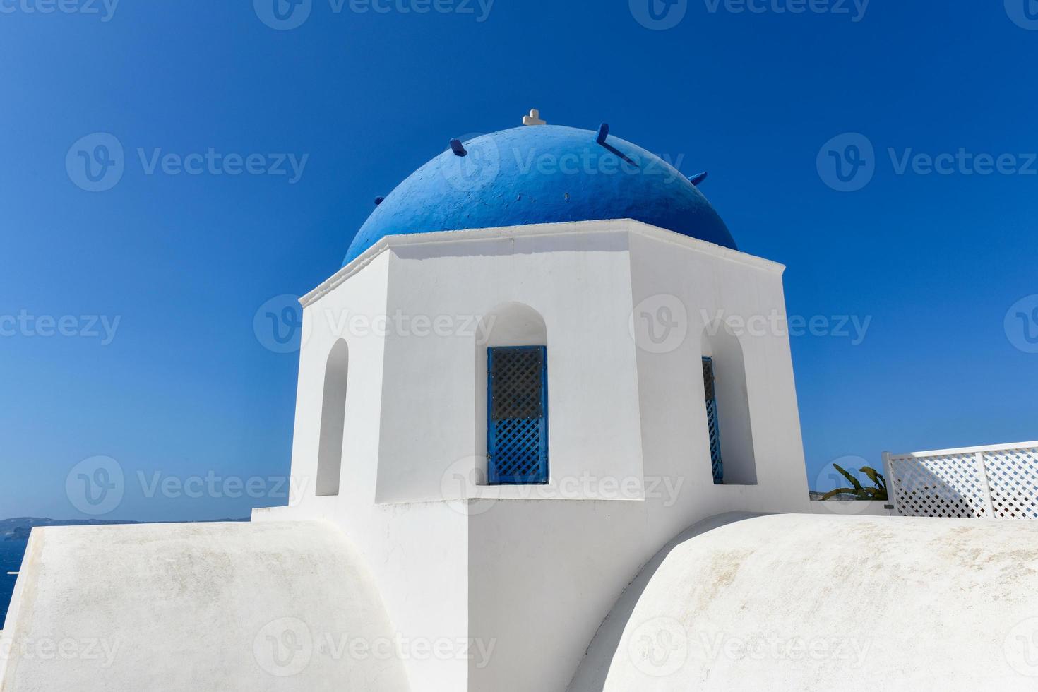 el Santo espiridón santo ortodoxo Iglesia en el griego isla de santorini foto