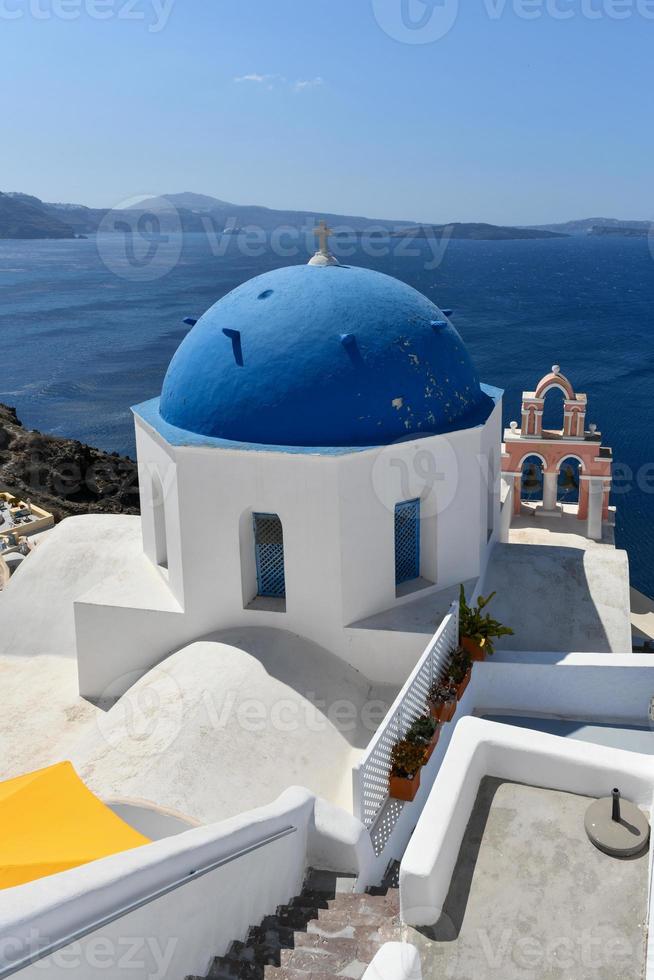 el Santo espiridón santo ortodoxo Iglesia en el griego isla de santorini foto