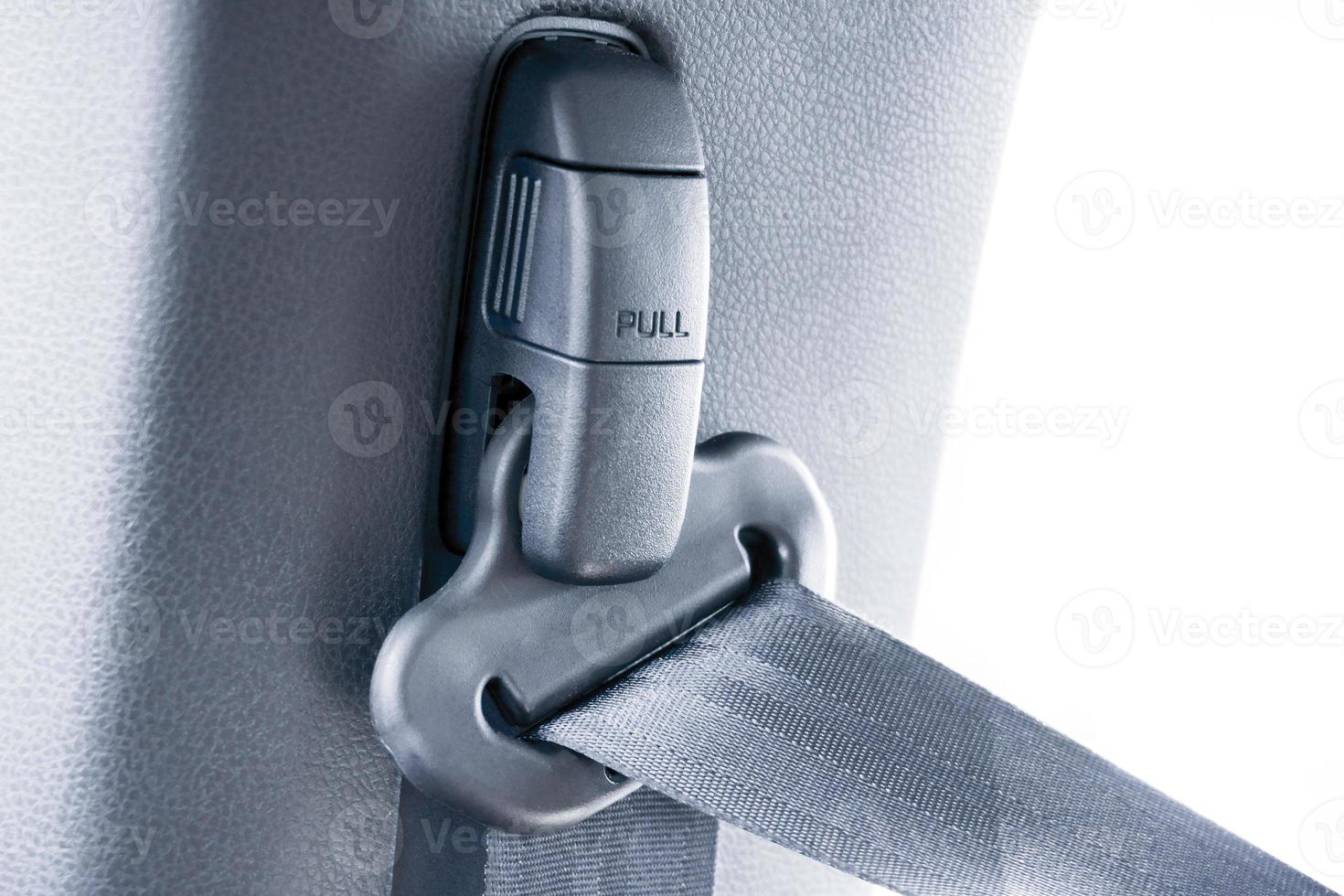 Pull safety belt in car photo