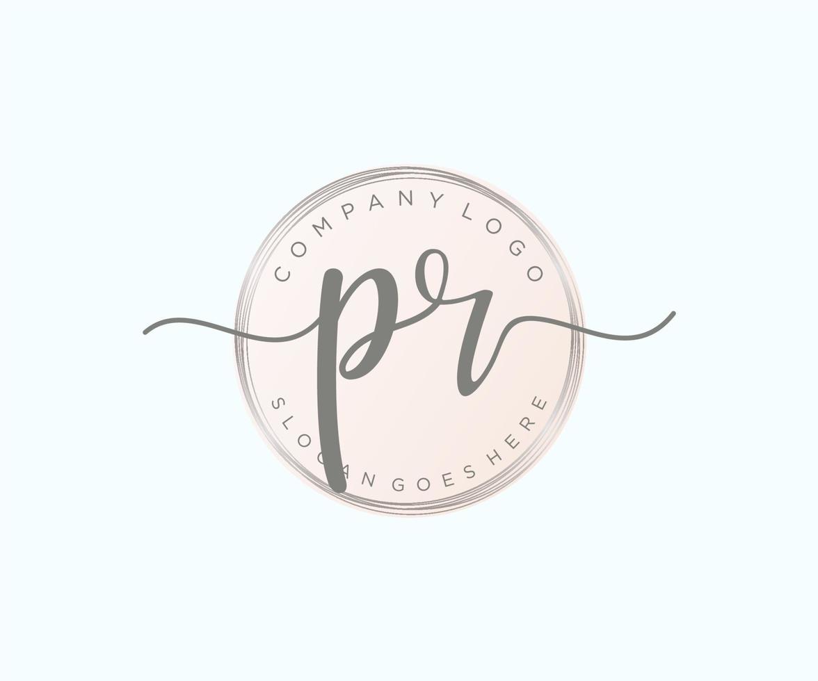 logo femenino pr inicial. utilizable para logotipos de naturaleza, salón, spa, cosmética y belleza. elemento de plantilla de diseño de logotipo de vector plano.