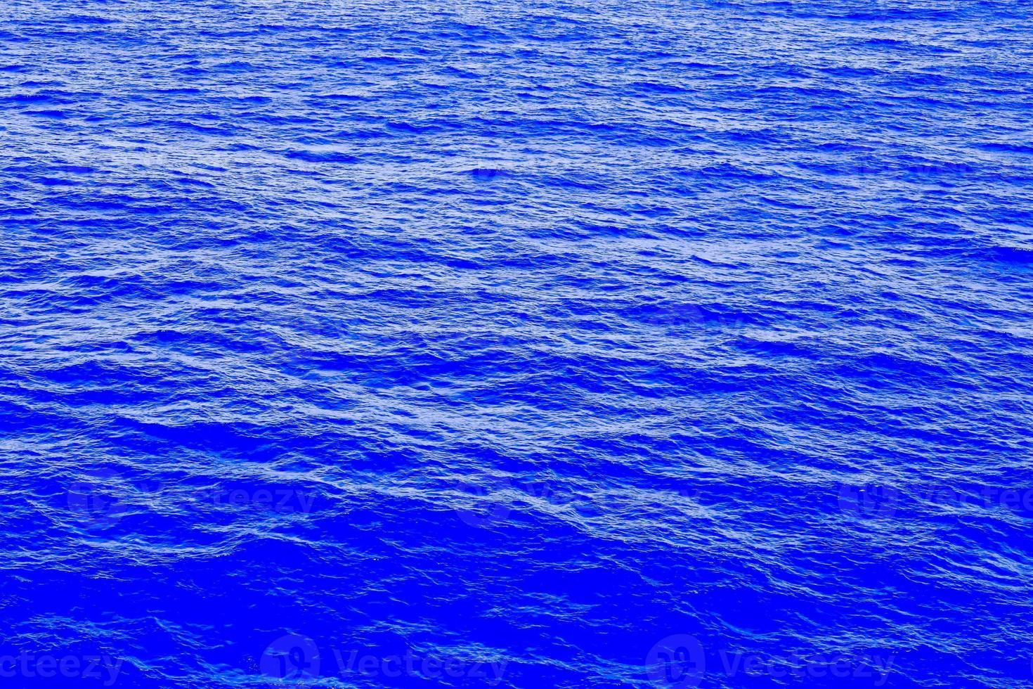 Waves in the ocean photo