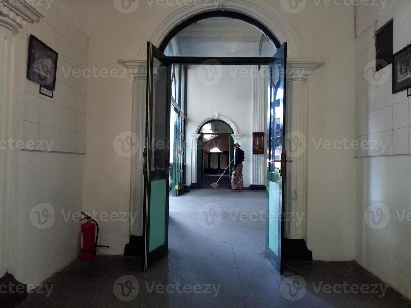 entrance to the building in the old building photo