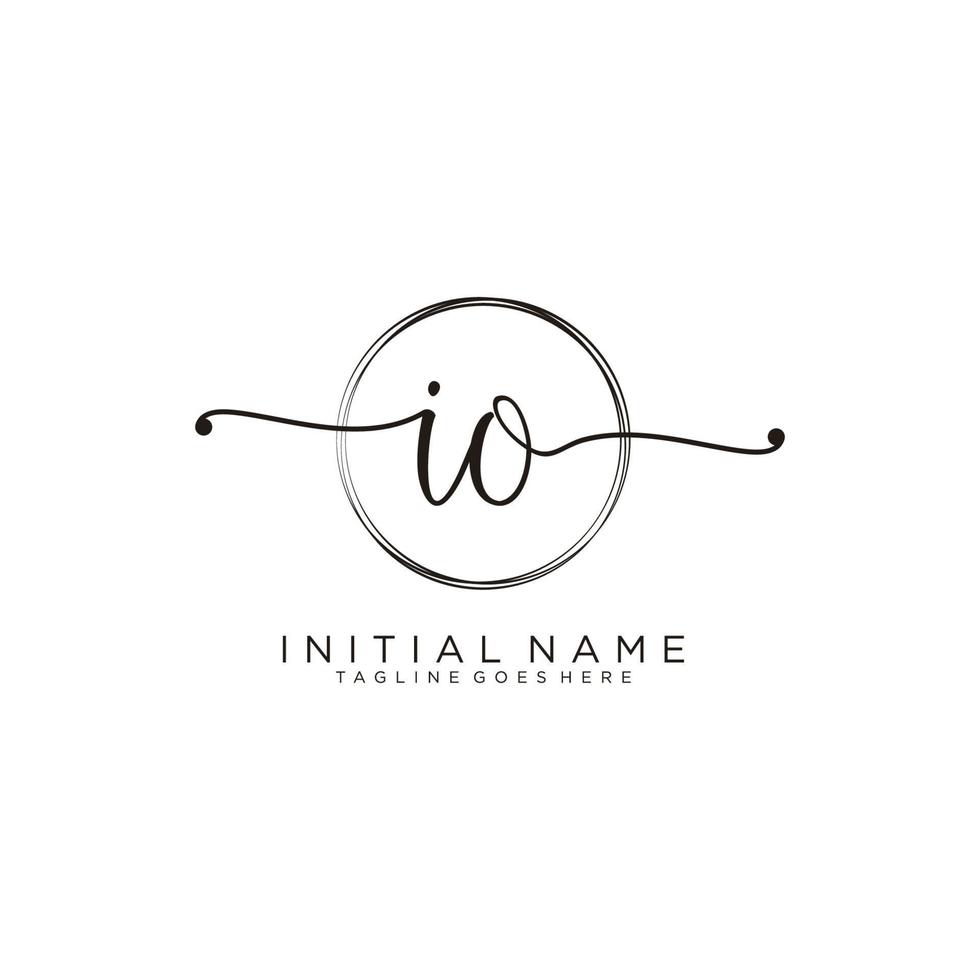 Initial IO feminine logo collections template. handwriting logo of initial signature, wedding, fashion, jewerly, boutique, floral and botanical with creative template for any company or business. vector