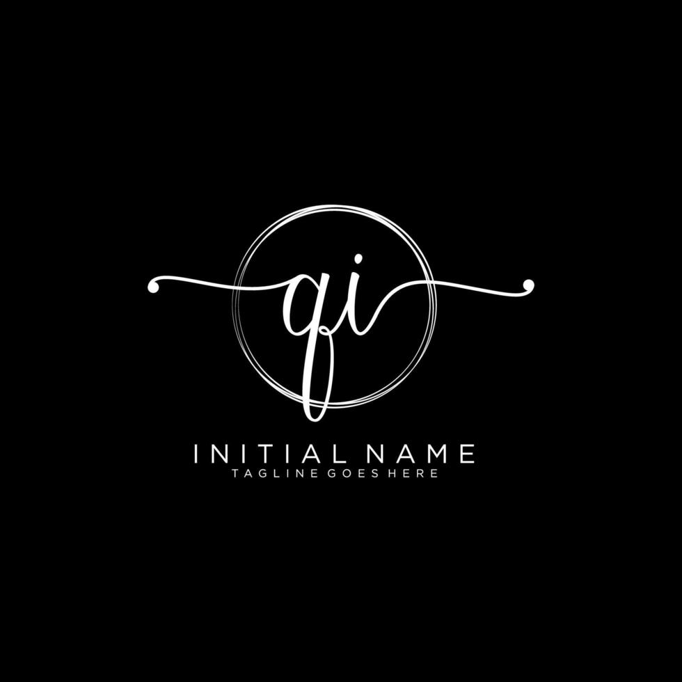 inicial qi femenino logo colecciones modelo. escritura logo de inicial firma, boda, moda, joyería, boutique, floral y botánico con creativo modelo para ninguna empresa o negocio. vector