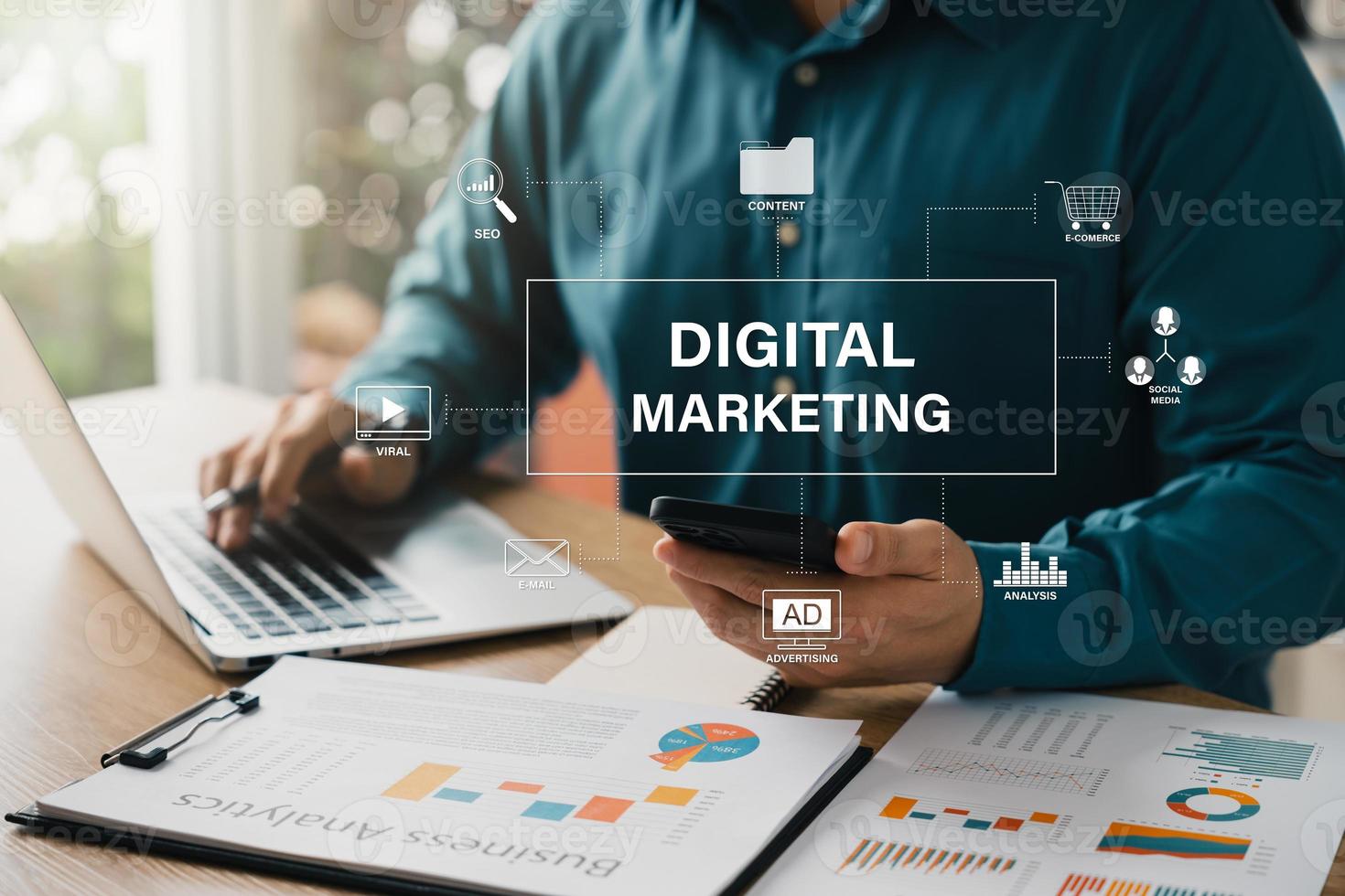 la idea de la tecnología de marketing digital en línea. aumentar la eficiencia de los mecanismos de marketing digital. SEO publicidad. foto