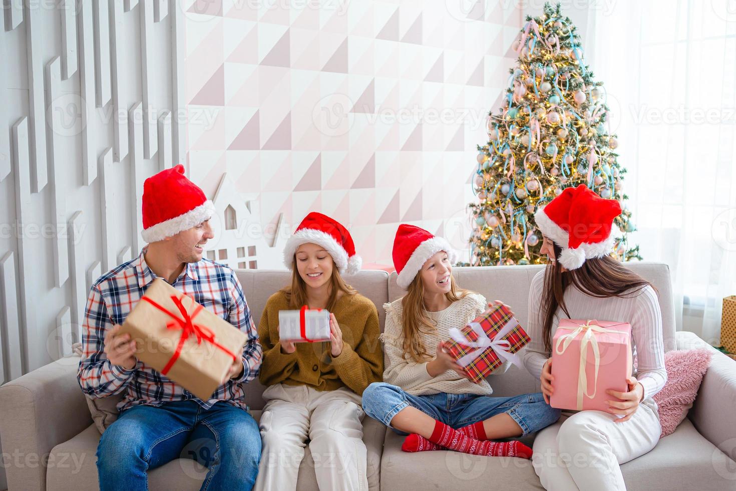 familia hora para Navidad celebracion foto