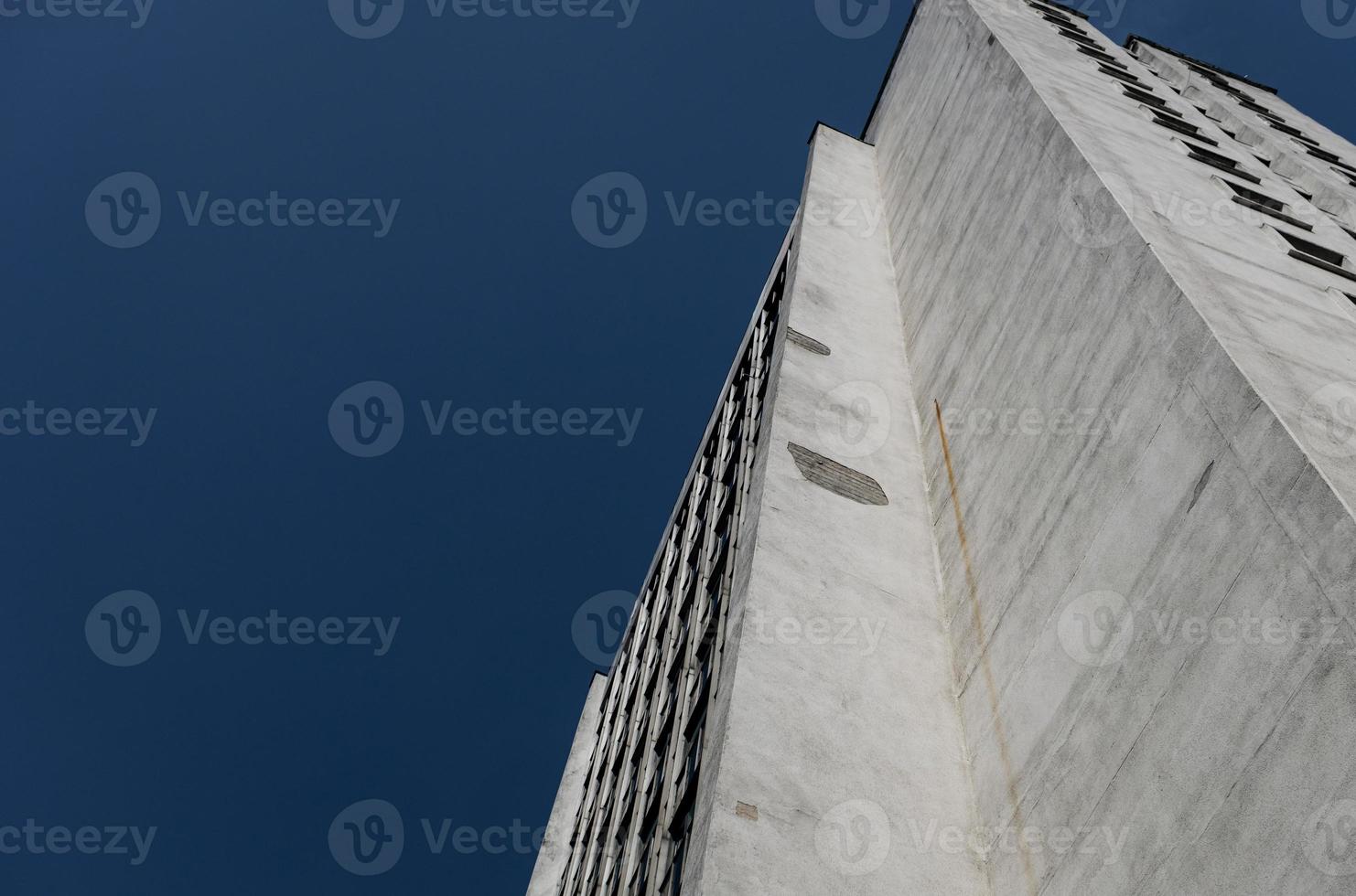 new brutalism architecture photo