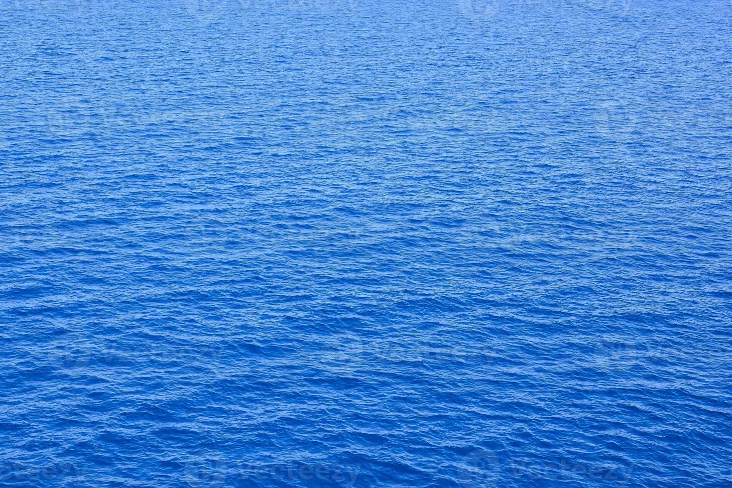 Waves in the ocean photo