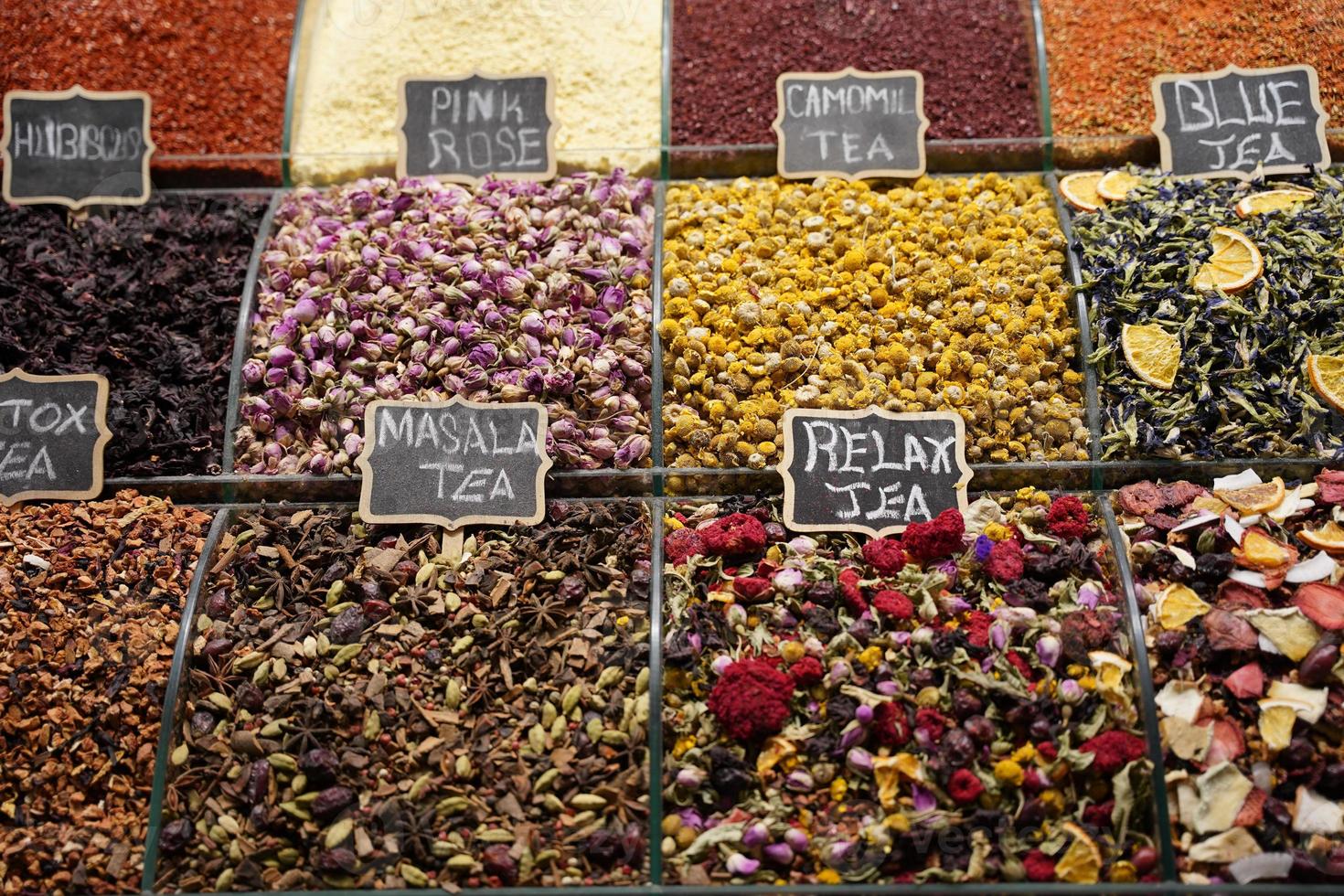Teas in Spice Bazaar, Istanbul, Turkiye photo