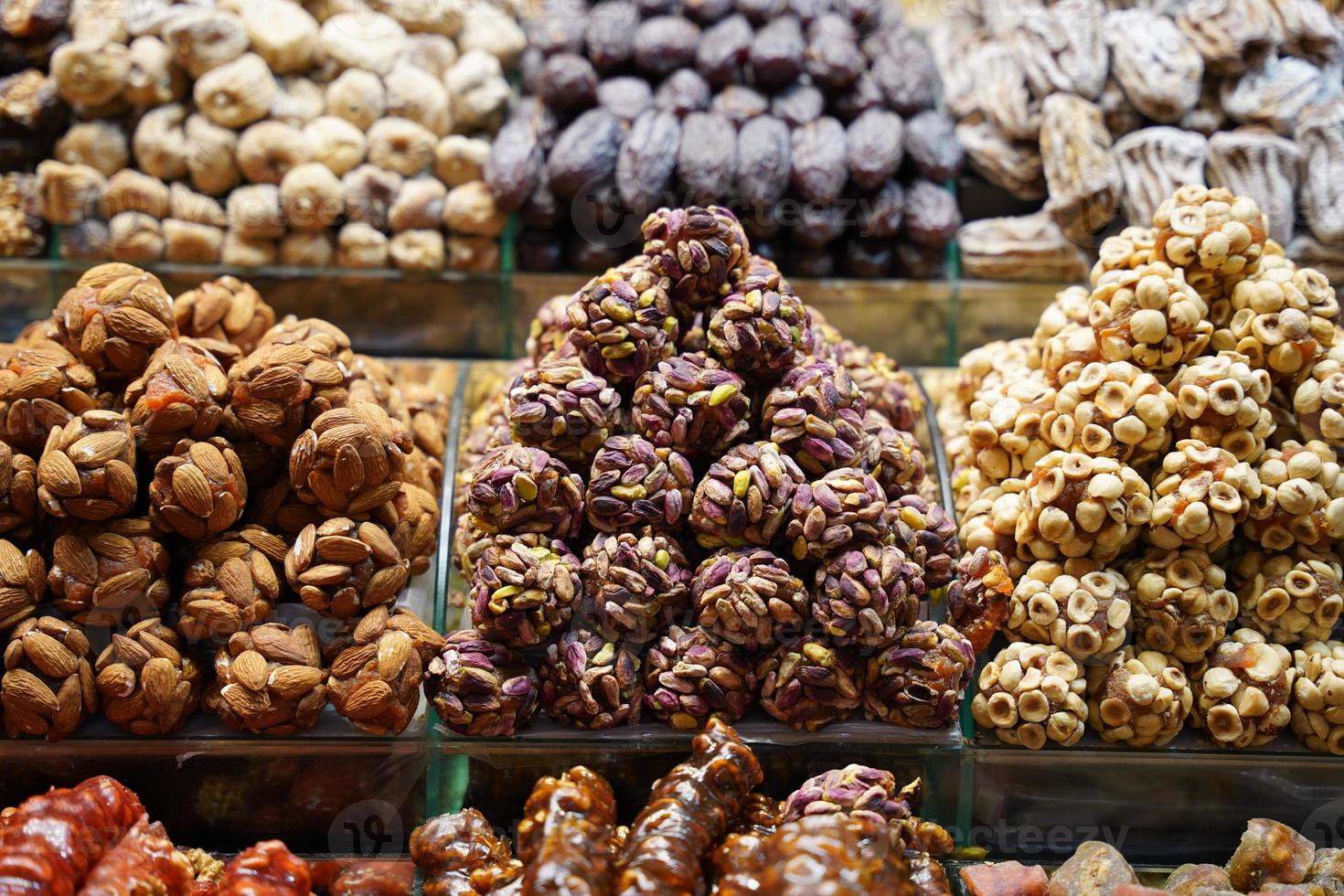 Sweets in Spice Bazaar, Istanbul, Turkiye photo