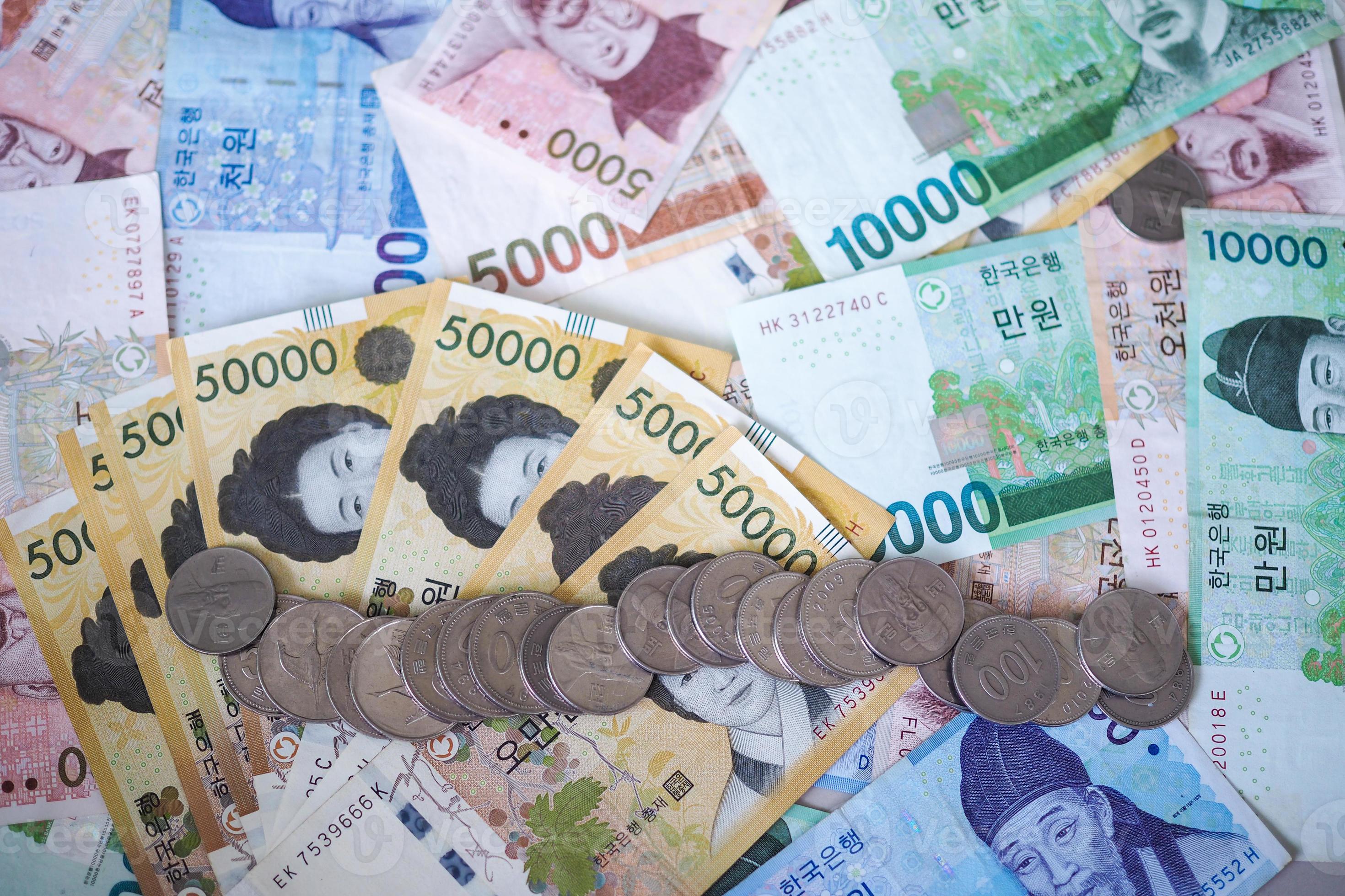 Korean Won Currency Various Types Of Bank Notes And Coins Lined Up Korean Won Currency Various Types Of Bank Notes And Coins Lined Up
