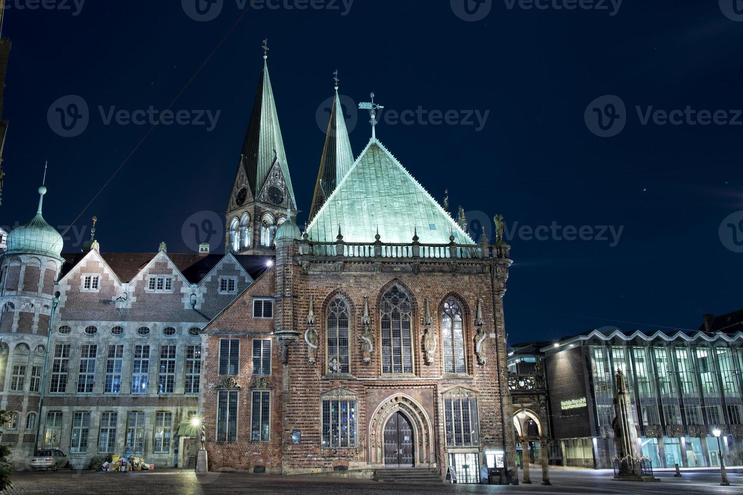 bremen old town night view photo