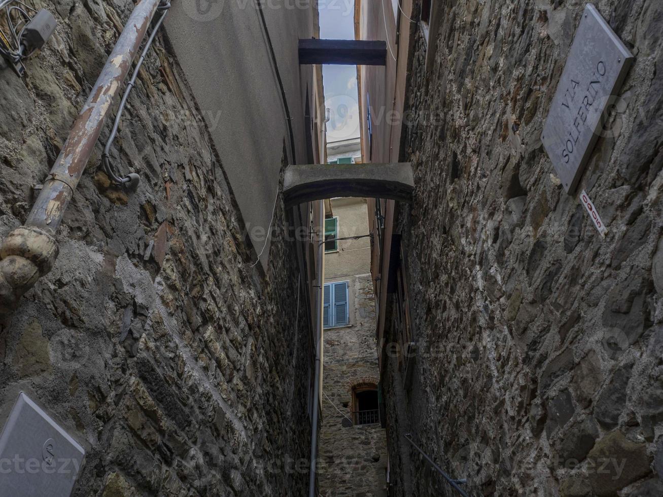 Manarola cinque terre pictoresque village photo