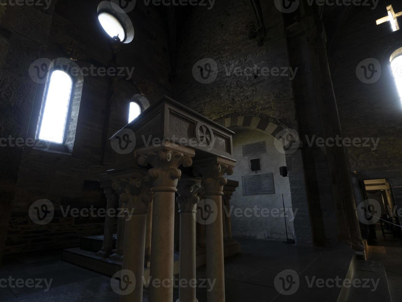 Fieschi church basilica in Lavagna photo