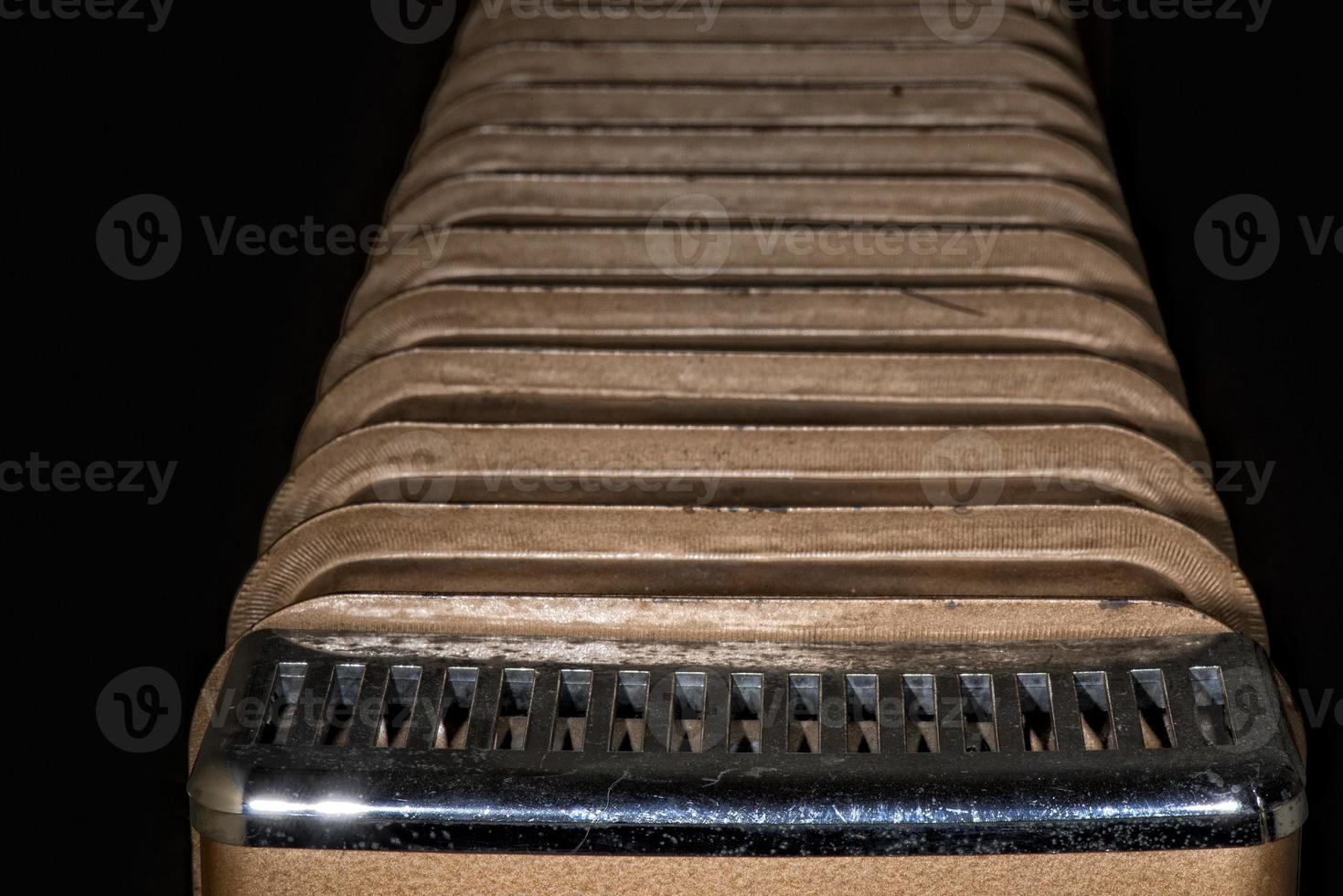 radiador antiguo de cobre de hierro fundido foto