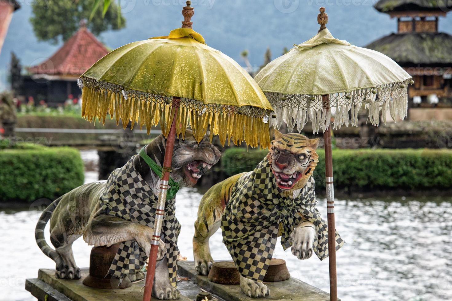 most beautiful temple in Bali Pura Ulun Danu Bratan photo