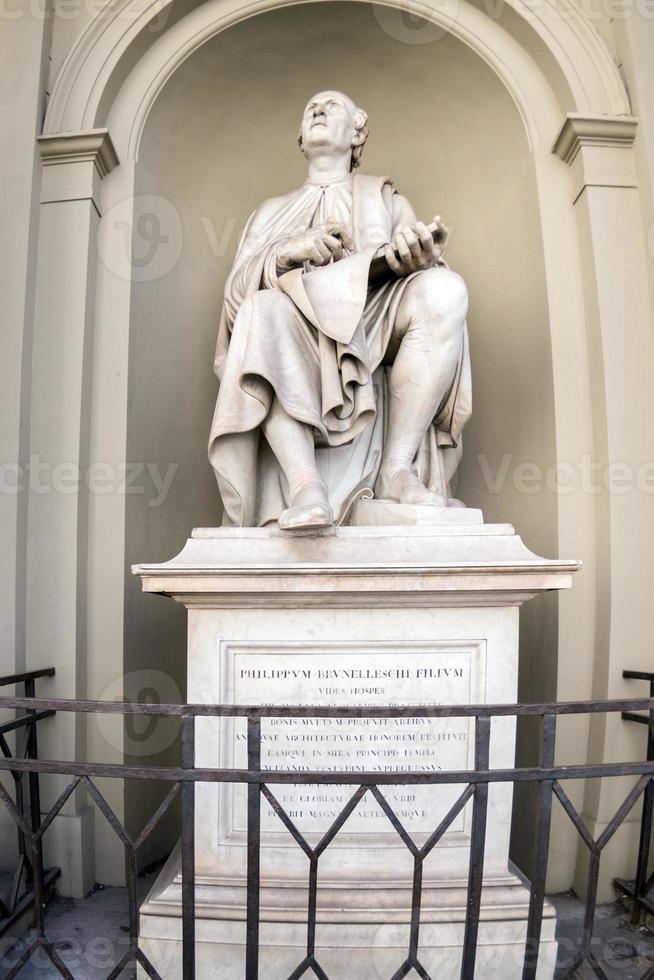 Filippo brunelleschi statue in florence photo