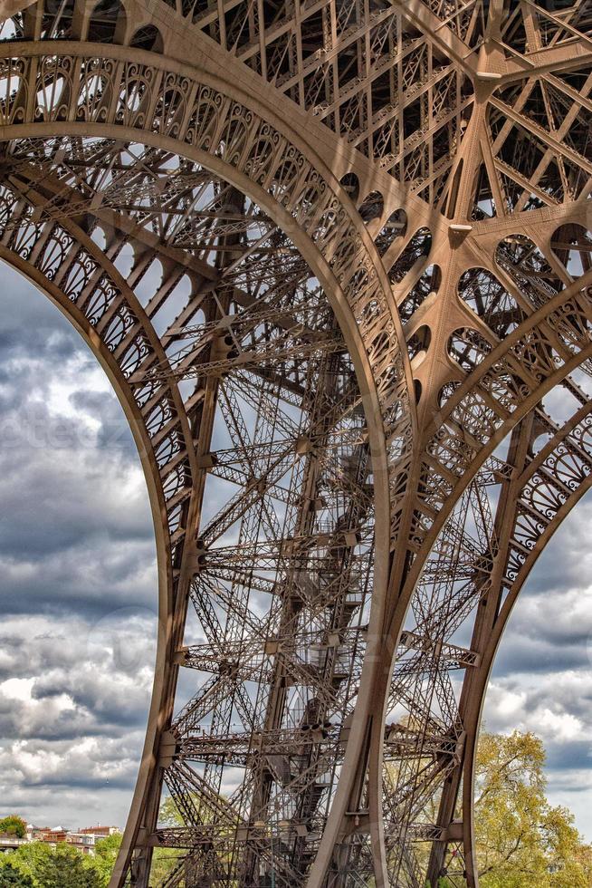 Tour Eiffel paris tower symbol close up detail photo