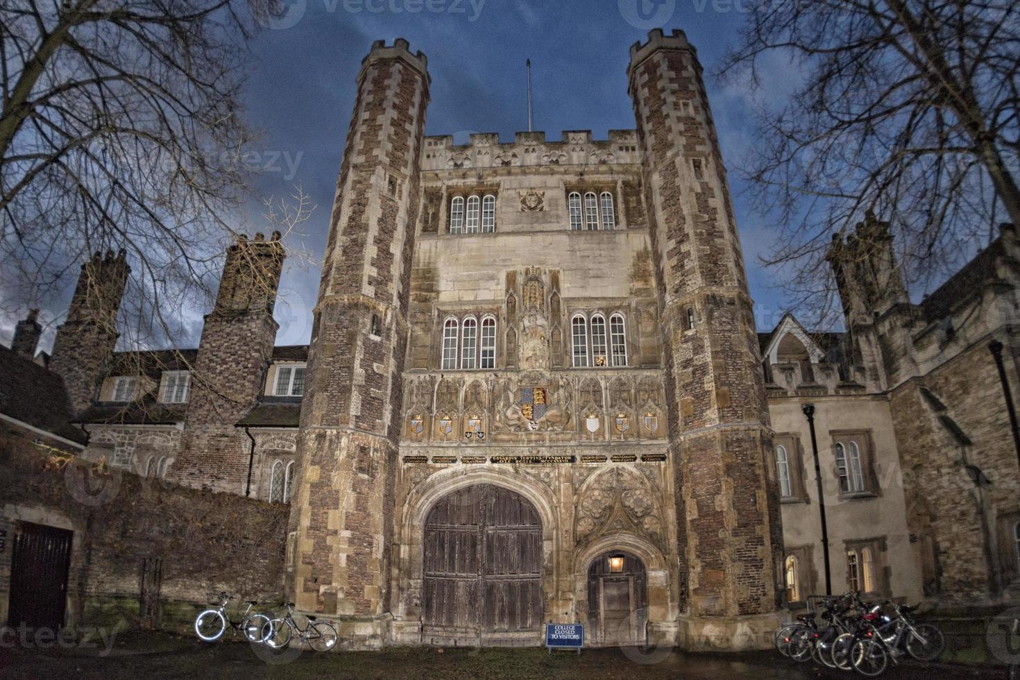 trinity college cambridge sunset view photo