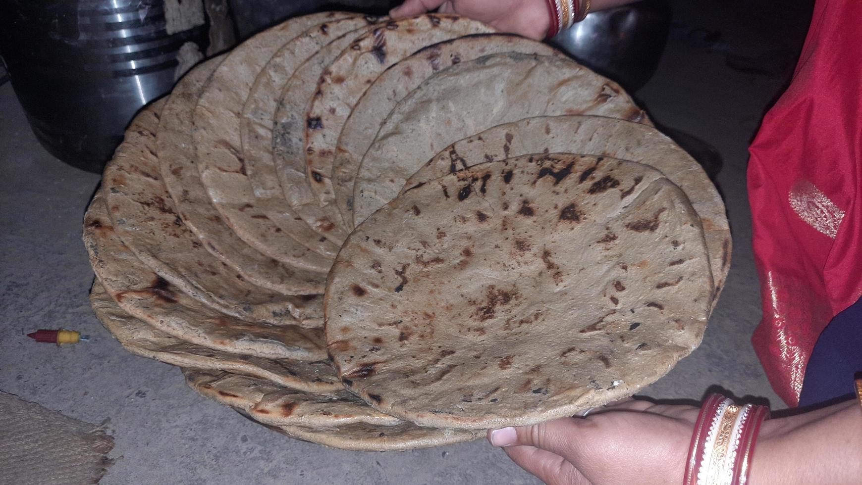 Indian Food Speacilly gujarati bajra roti photo