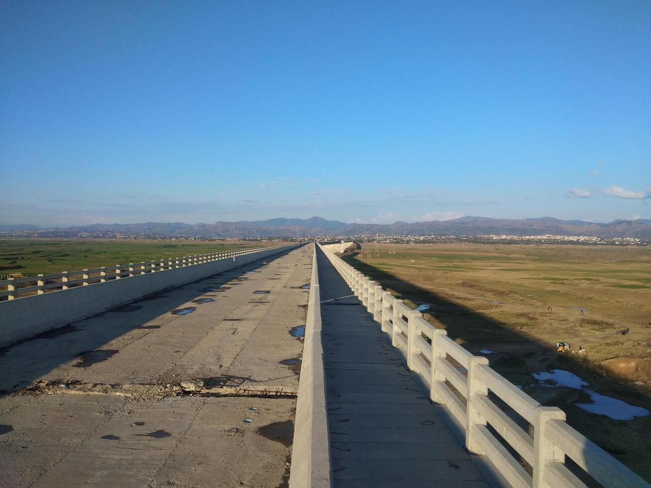 rathoa Haryam puente, manga represa lago, mirpur, azad Jammu y cachemir foto