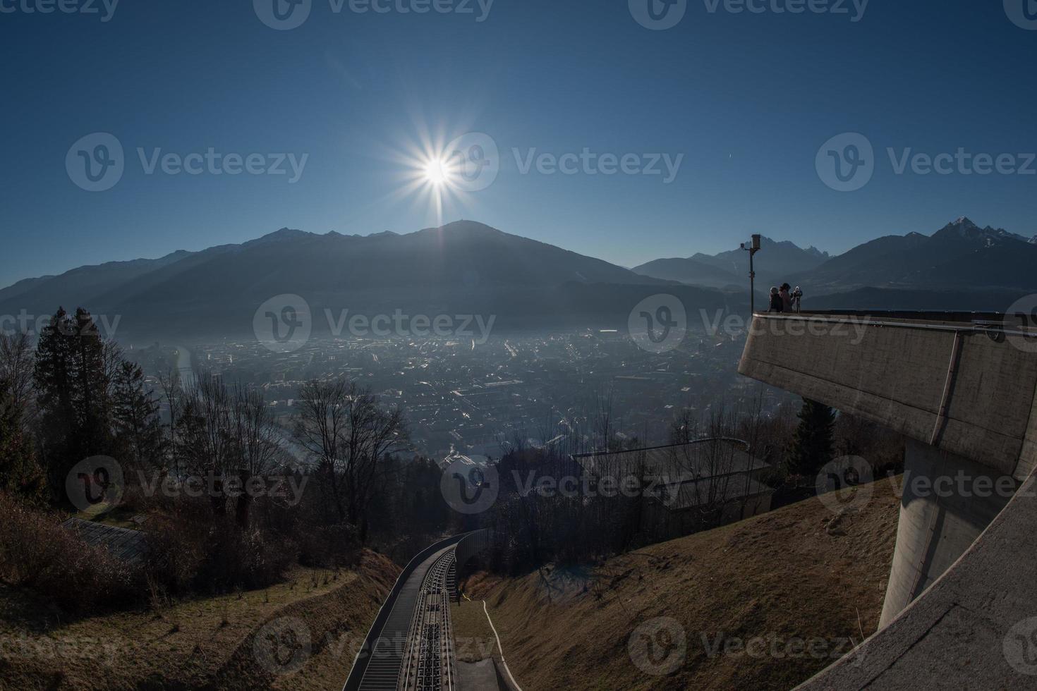 estación del teleférico innsbrucker nordkettenbahnen foto