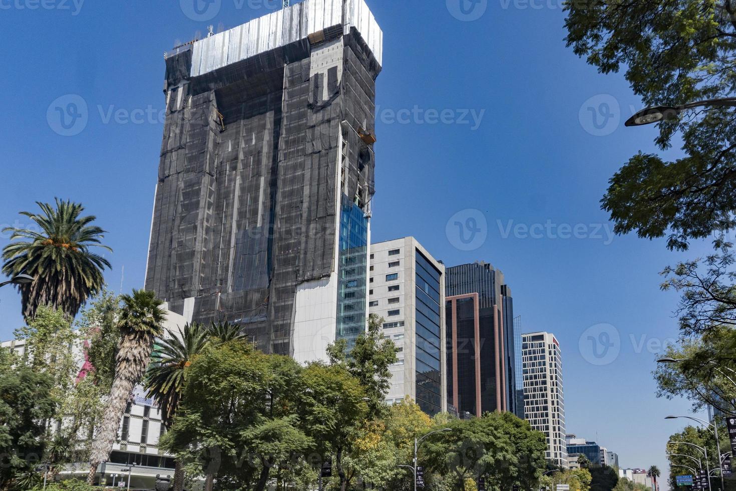 Mexico City damaged building after 2017 earthquake photo