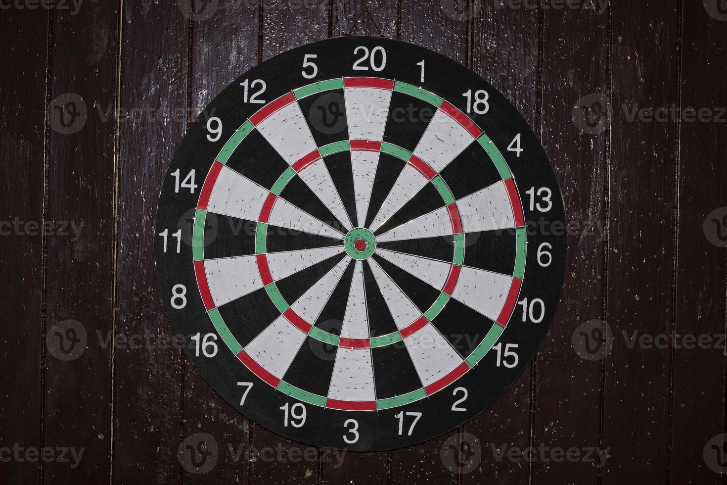 dart target close up detail photo