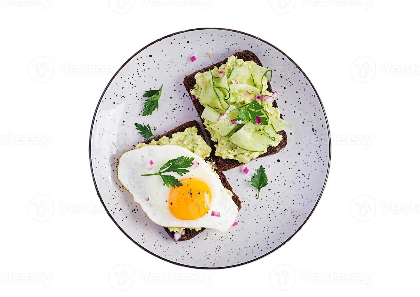 2079 White plate with toasts breakfast isolated on a transparent background photo