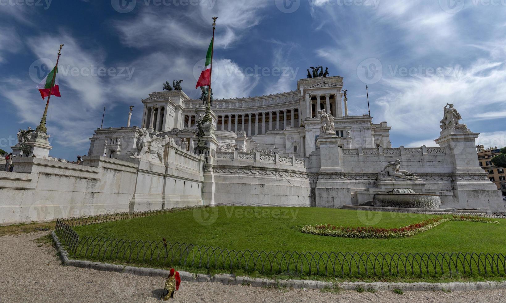 Rome unknow soldier vittoriano palace photo
