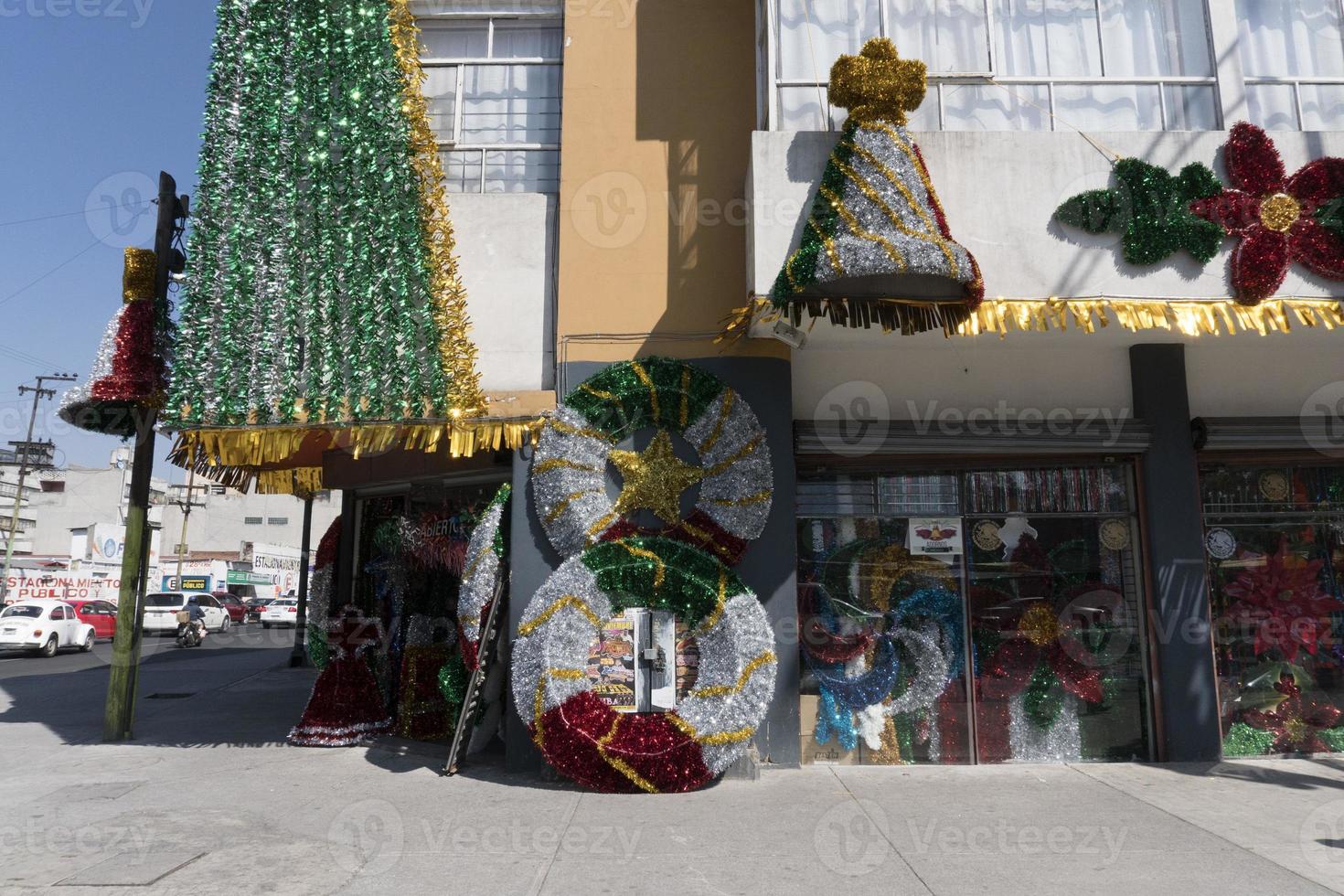 ciudad de méxico, méxico - 5 de noviembre de 2017 - gente en el mercado callejero de la ciudad foto