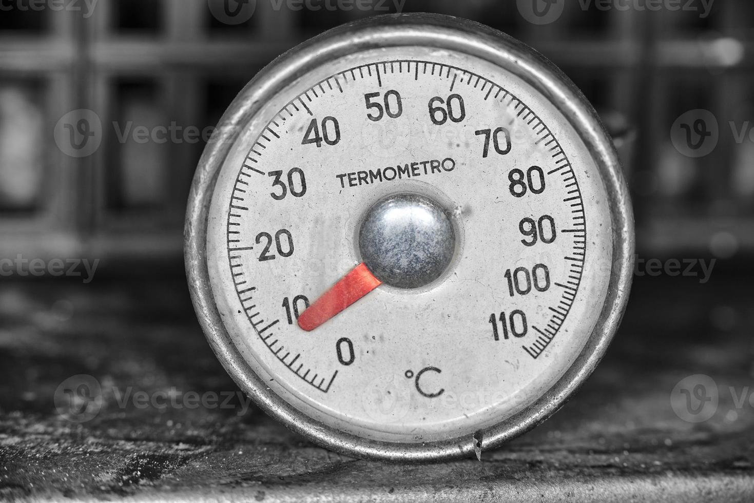 Clásico termómetro frío temperatura foto
